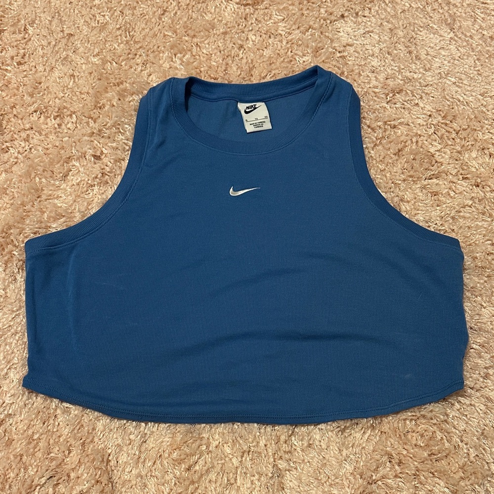 Nike Women’s Cropped Tank